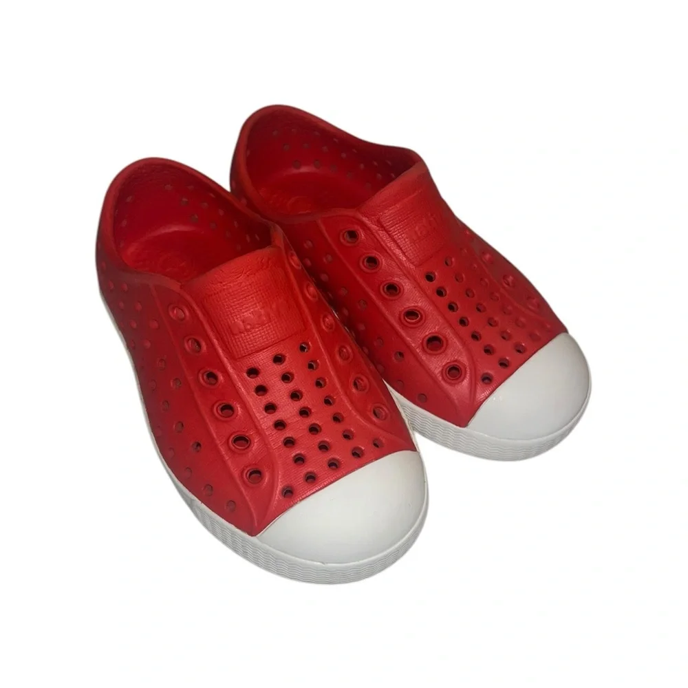 Native Jefferson Torch Red/White Shell Toe Shoe